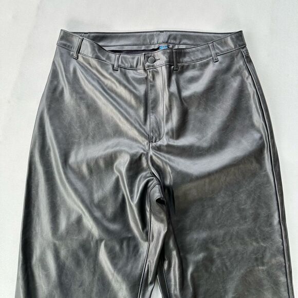 🎉5 for $45🎉 Old navy faux leather pants size 18 Tall black wide leg - Picture 6 of 13